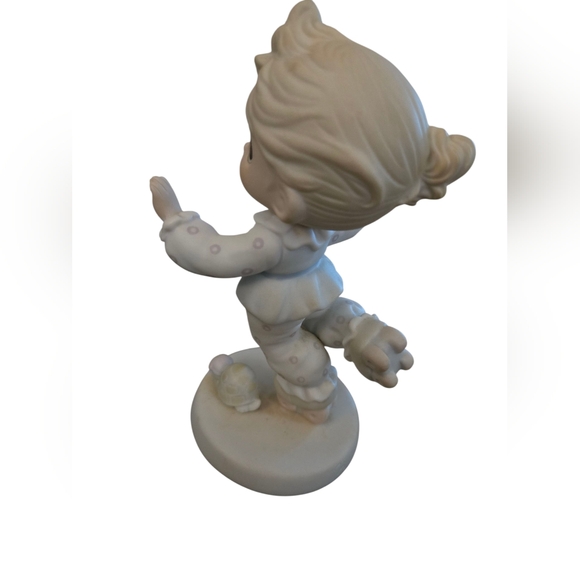 Precious Moments Porcelain Figurines Lot Of 5 1983-1989 - Picture 3 of 16